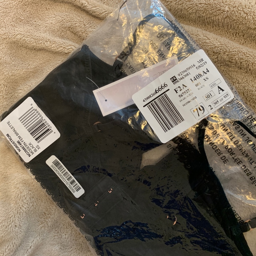 NWT Chelsea28 Modern Fem Keyhole Longline Bralette - Picture 8 of 8